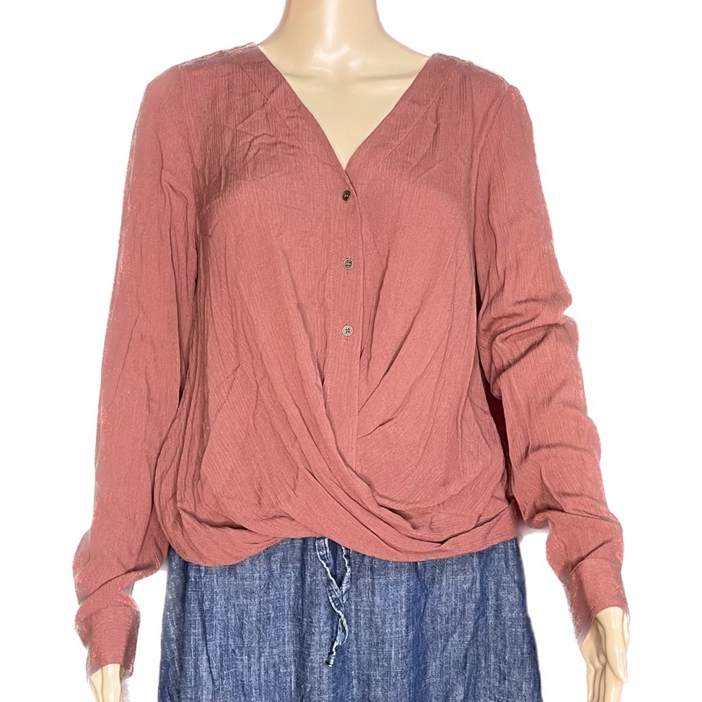 a.n.a. V-Neck Oversized Button Down Drape Blouse Size XS